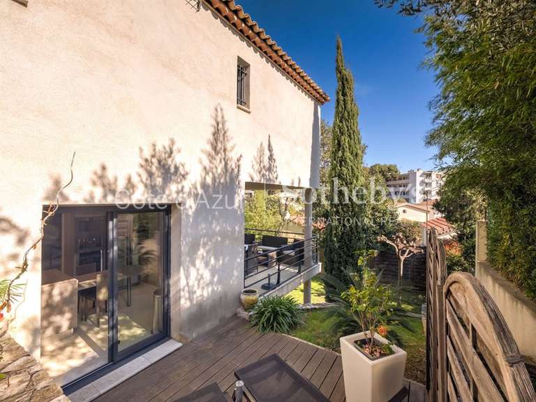 Maison Cannes - 5 chambres - 177m²