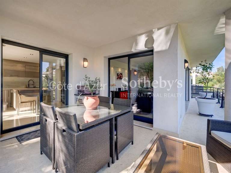 Maison Cannes - 5 chambres - 177m²