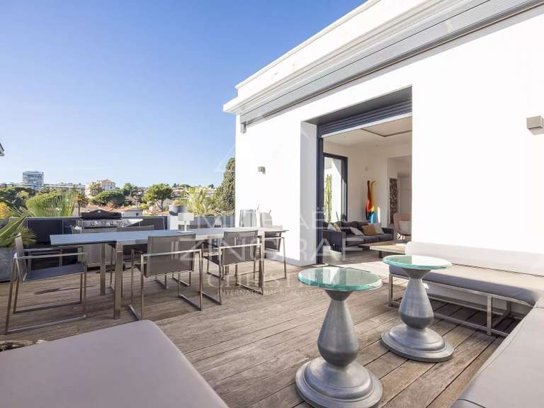 Maison Cannes - 4 chambres - 210m²