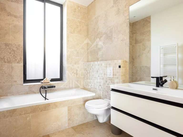 Maison Cannes - 4 chambres - 210m²