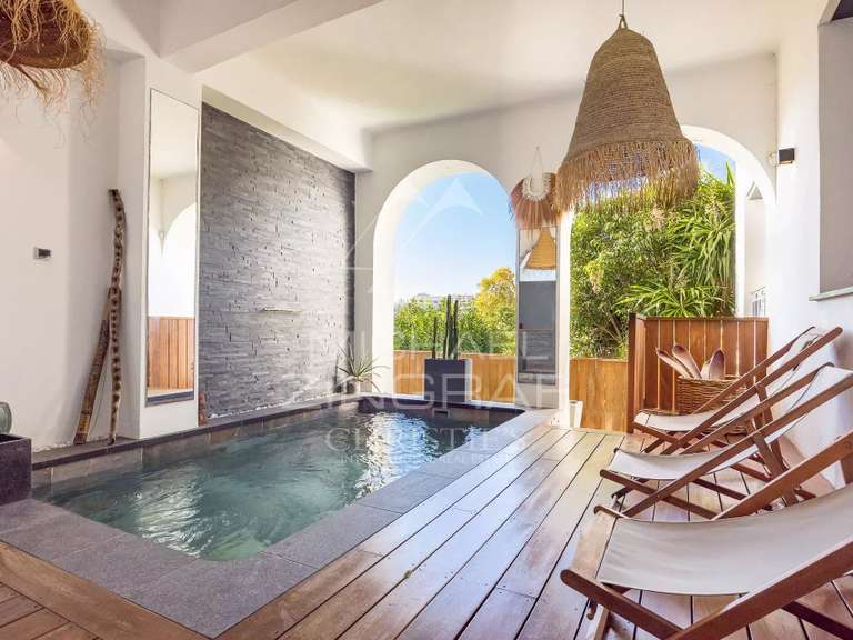 Maison Cannes - 4 chambres - 210m²