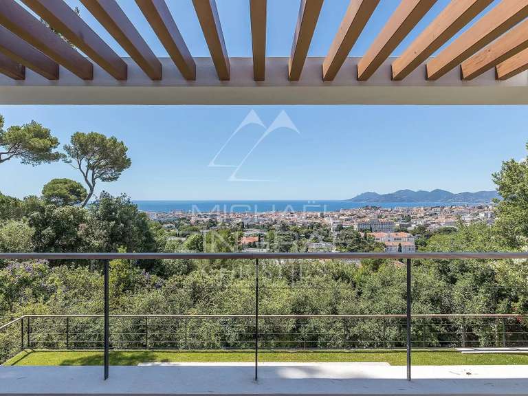 Maison Cannes - 4 chambres - 206m²