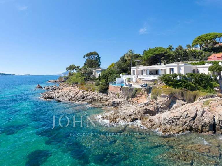 Maison Cannes - 6 chambres - 301m²