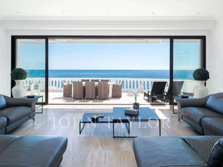 Maison Cannes - 6 chambres - 301m²