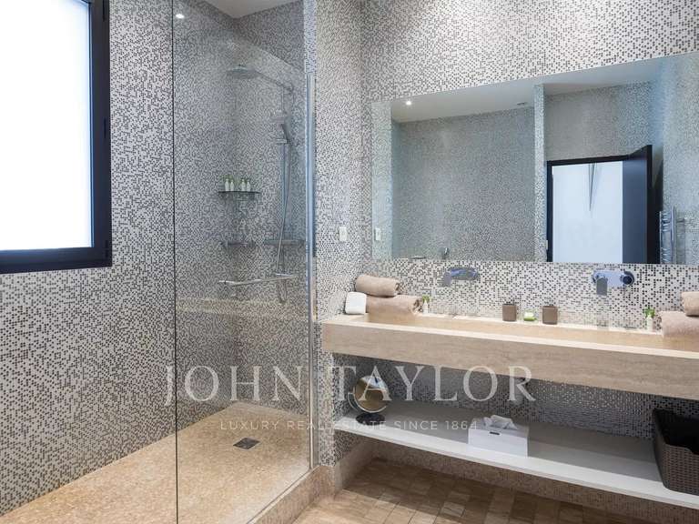 Maison Cannes - 6 chambres - 301m²