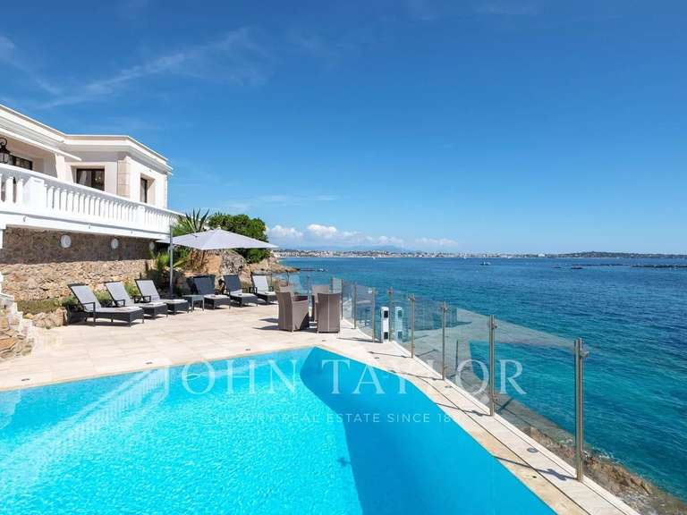 Maison Cannes - 6 chambres - 301m²