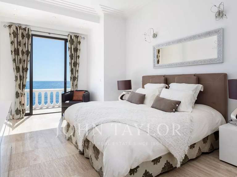 Maison Cannes - 6 chambres - 301m²