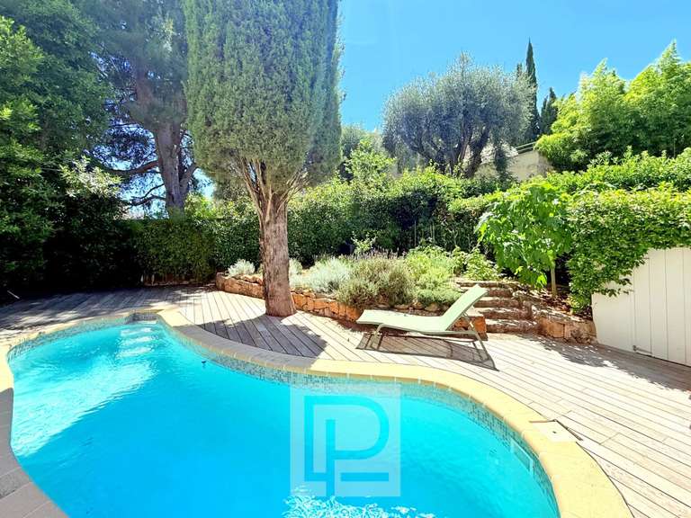 Maison Cannes - 3 chambres - 124m²