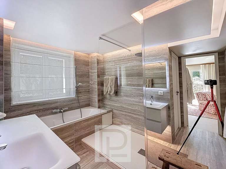 Maison Cannes - 3 chambres - 124m²