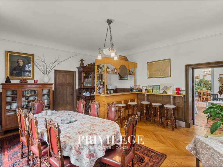 Maison Cannes - 13 chambres - 826m²