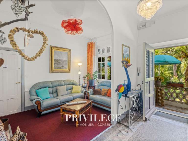 Maison Cannes - 13 chambres - 826m²