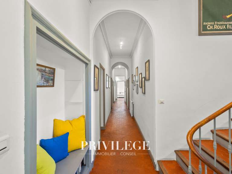 Maison Cannes - 13 chambres - 826m²