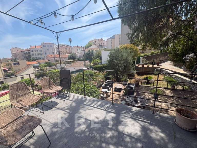 Maison Cannes - 2 chambres - 100m²