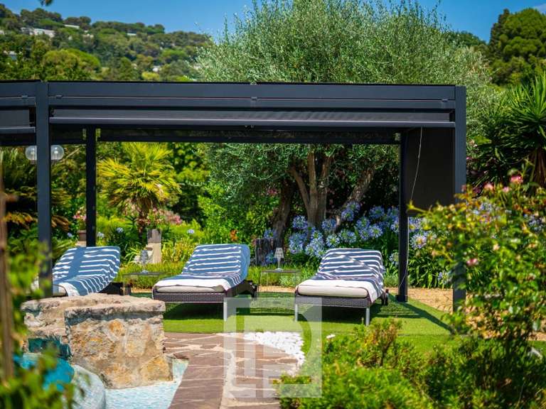 Maison Cannes - 5 chambres - 228m²