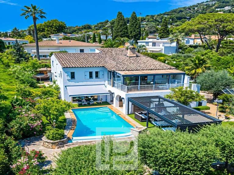 Maison Cannes - 5 chambres - 228m²