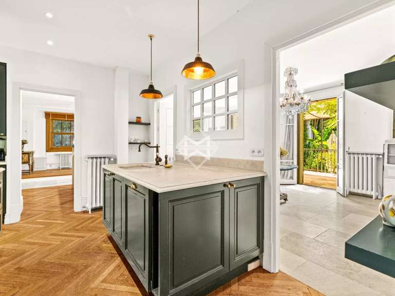 Maison Cannes - 4 chambres - 240m²