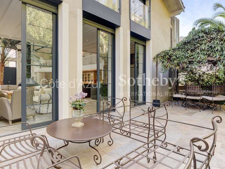 Maison Cannes - 3 chambres - 315m²