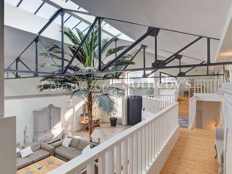Maison Cannes - 3 chambres - 315m²