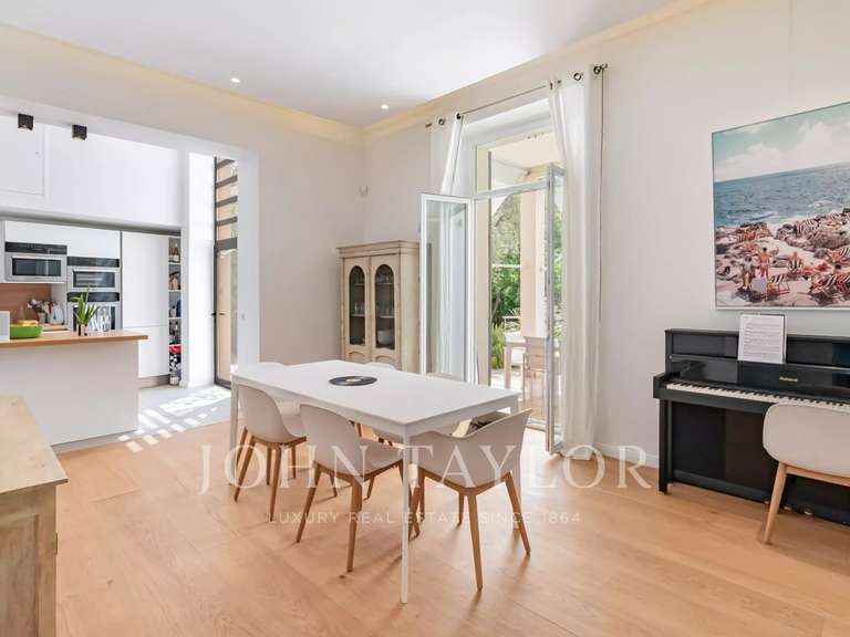 Maison Cannes - 7 chambres - 226m²
