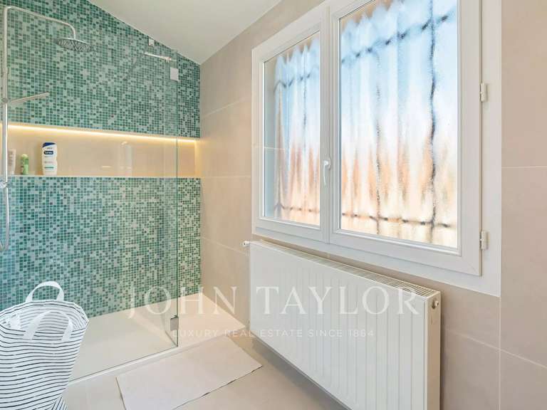 Maison Cannes - 7 chambres - 226m²