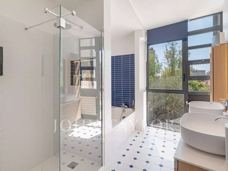 Maison Cannes - 7 chambres - 226m²