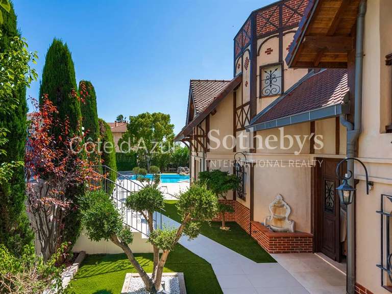 House Cannes - 6 bedrooms - 275m²