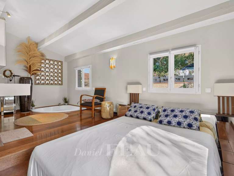 Maison Cannes - 4 chambres - 207m²