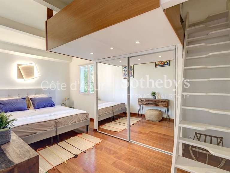 Maison Cannes - 4 chambres - 208m²