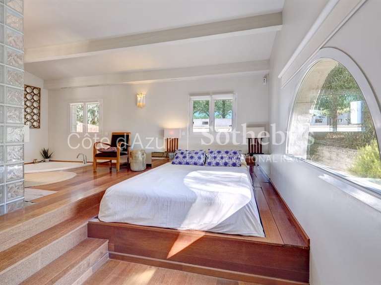 Maison Cannes - 4 chambres - 208m²