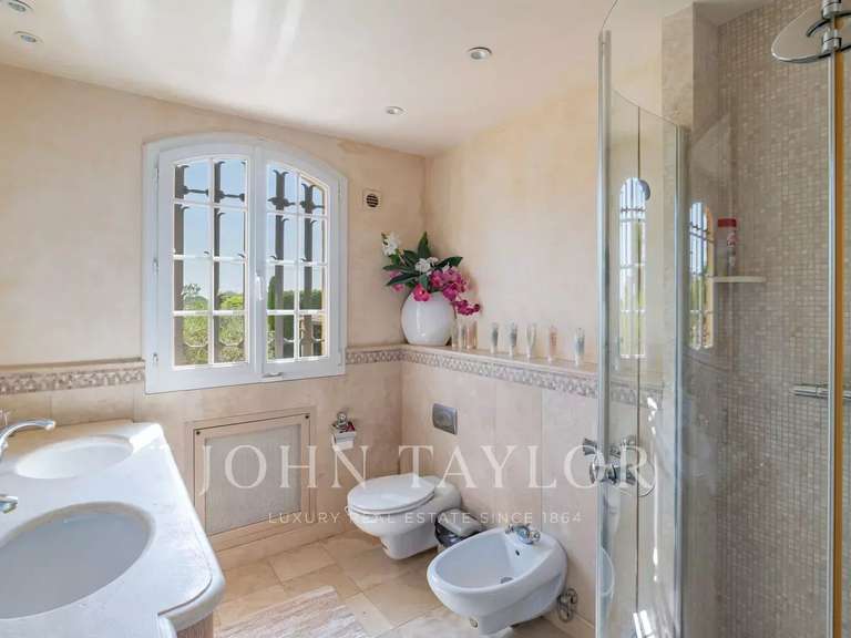Propriété Cannes - 5 chambres - 273m²