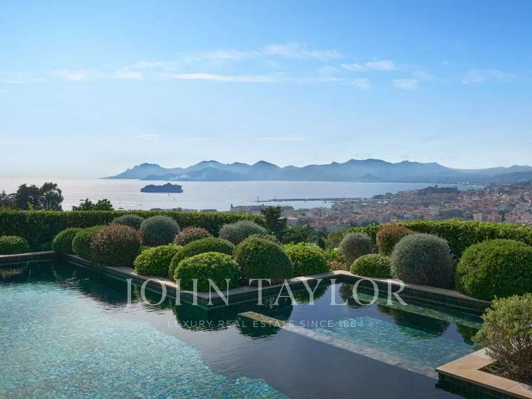 Propriété avec Vue sur mer Cannes - 5 chambres - 300m²