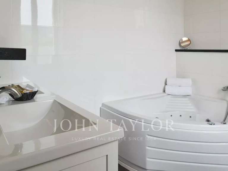 Propriété Cannes - 10 chambres - 650m²