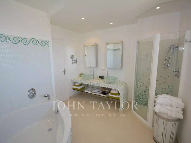 Propriété Cannes - 7 chambres - 400m²