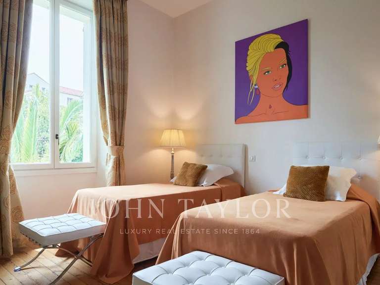 Propriété Cannes - 10 chambres - 558m²