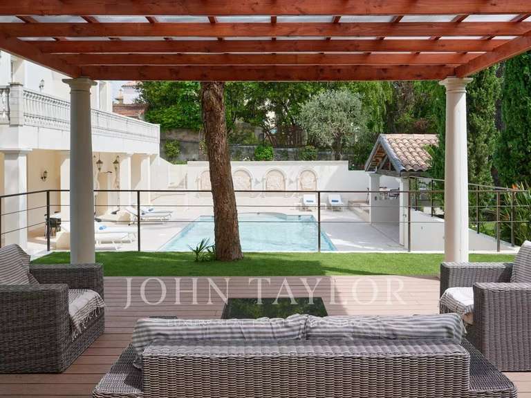 Propriété Cannes - 10 chambres - 558m²