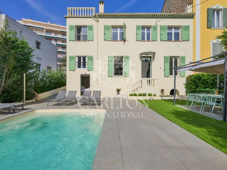 Villa Cannes - 5 chambres - 237m²