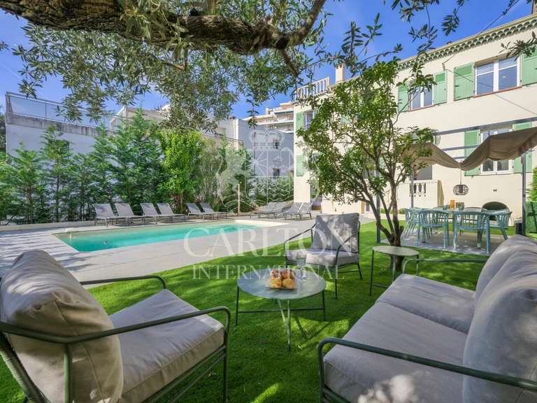 Villa Cannes - 5 chambres - 237m²