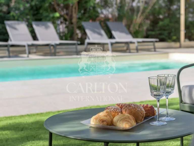 Villa Cannes - 5 chambres - 237m²