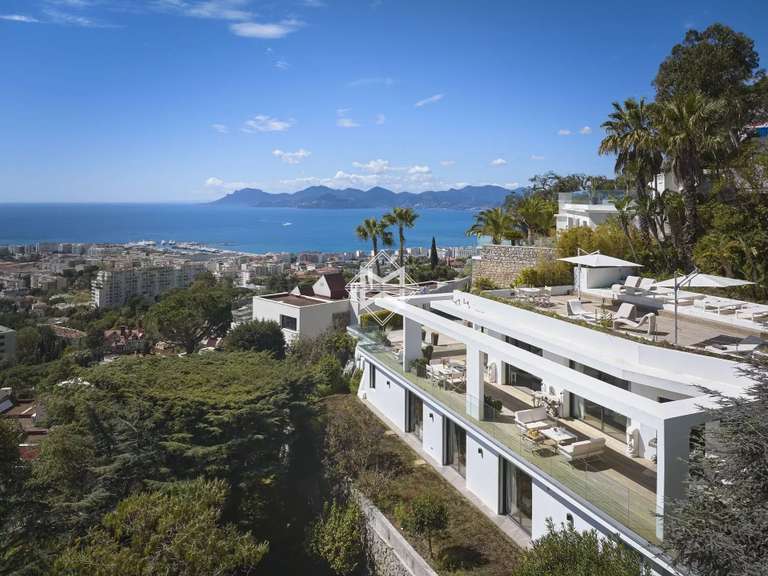 Villa with Sea view Cannes - 4 bedrooms - 3000m²