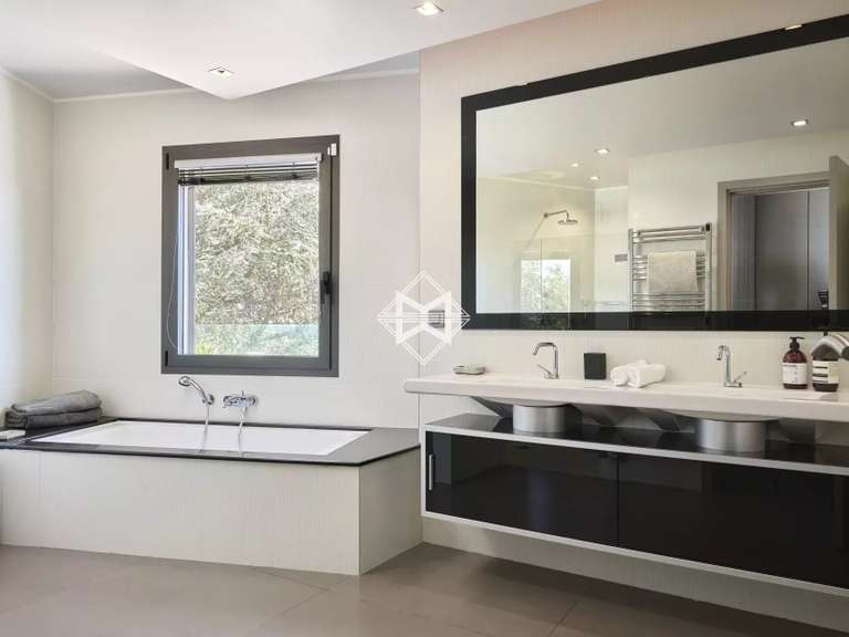 Villa with Sea view Cannes - 4 bedrooms - 3000m²