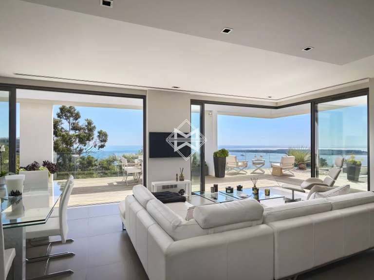 Villa with Sea view Cannes - 4 bedrooms - 3000m²