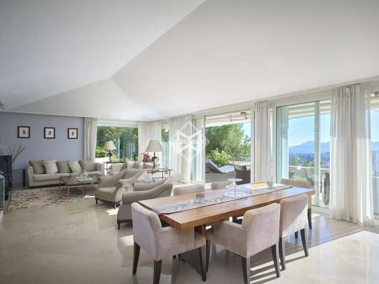 Villa Cannes - 5 bedrooms - 330m²