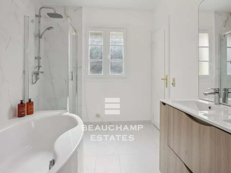 Villa Cannes - 6 chambres - 280m²