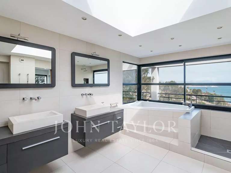Villa avec Vue sur mer Cannes - 6 chambres - 293m²