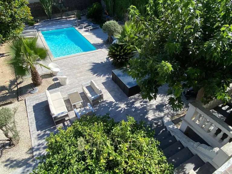 Villa Cannes - 7 bedrooms - 200m²