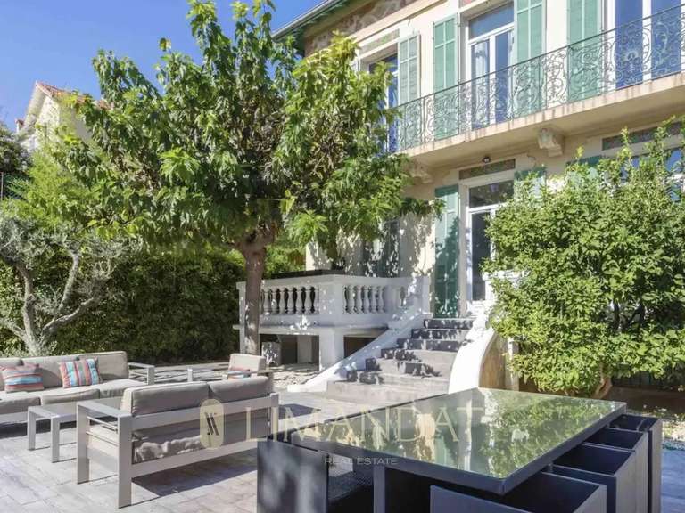 Villa Cannes - 7 bedrooms - 200m²