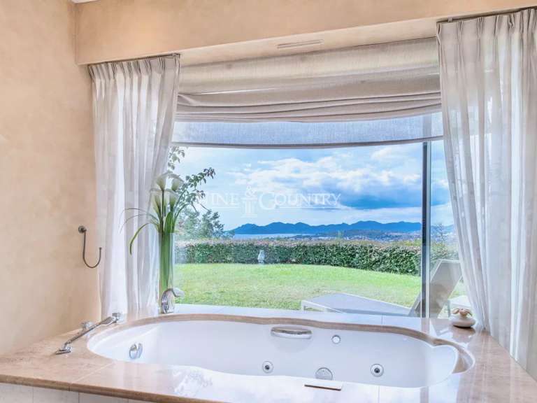 Villa with Sea view Cannes - 4 bedrooms - 318m²