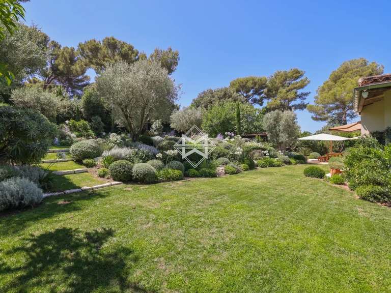 Villa Cannes - 5 bedrooms - 262m²