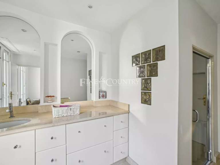 Villa Cannes - 7 chambres - 322m²