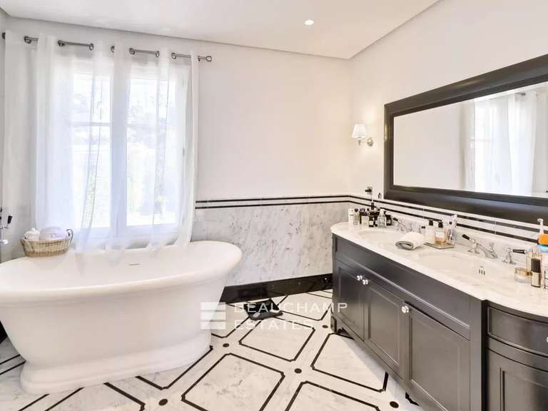 Villa with Sea view Cannes - 6 bedrooms - 500m²